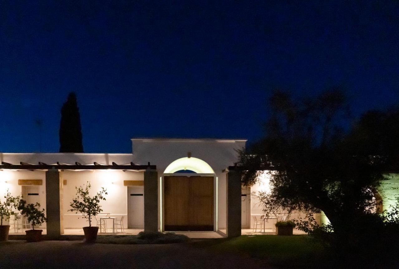 Masseria Tenuta Flora Maria Leverano Exterior photo
